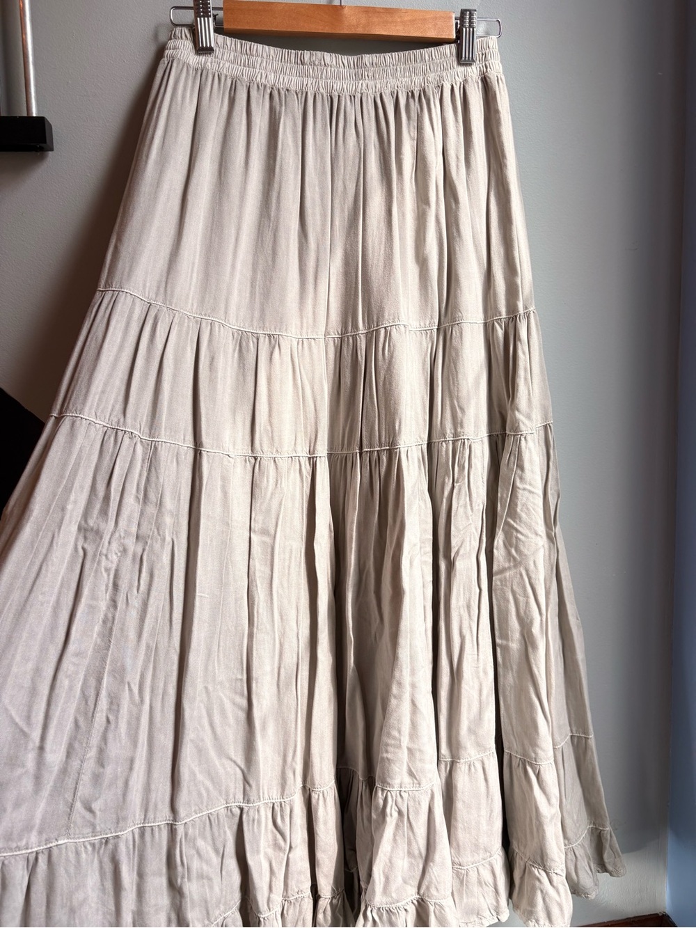 American Eagle Grey Tiered Maxi Skirt